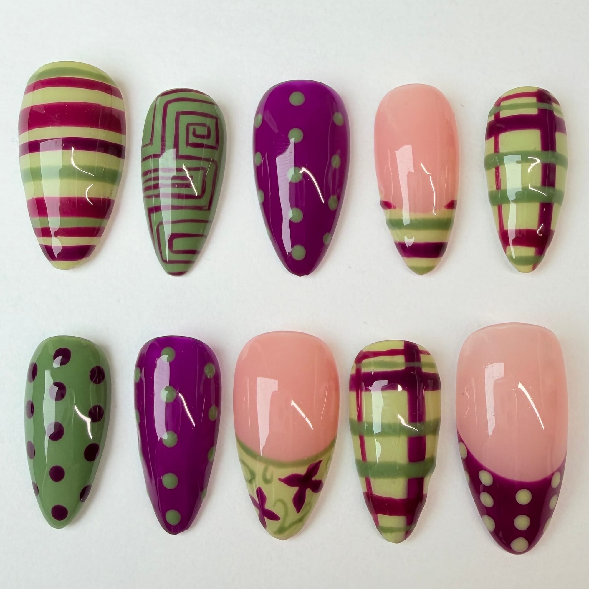 Stripes, maze-like designs and fun flowers